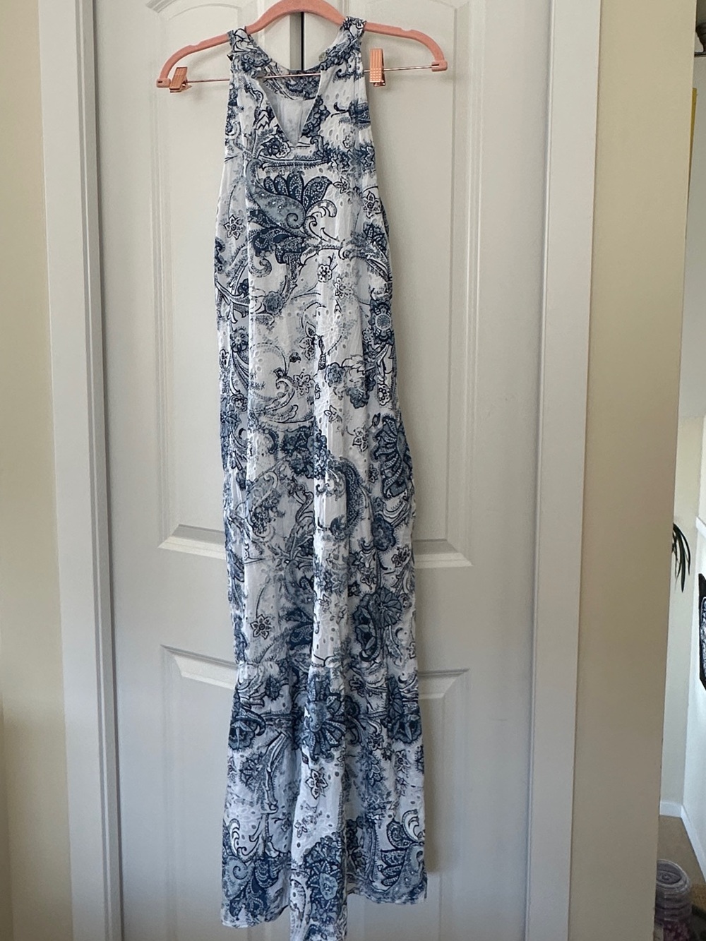 Sleeveless White Maxi Dress with Blue Paisley Print